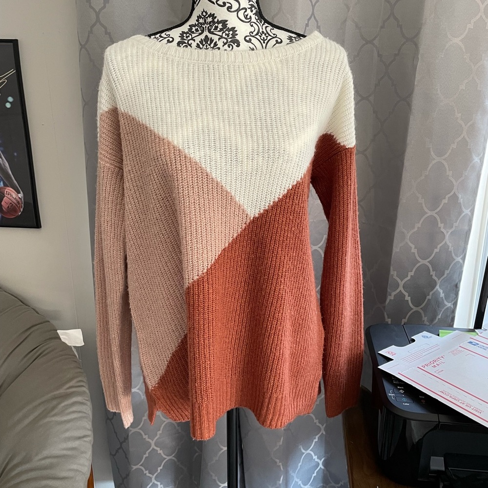 Maurices sweater size L